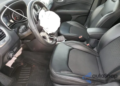 2018 Jeep Compass Latitude from USA, damaged, VIN 3C4NJDBB8JT262197